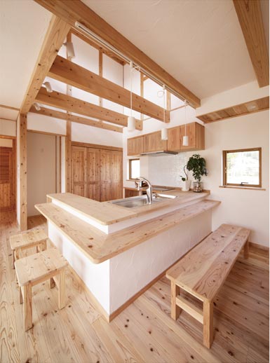 Ｌ字型のカウンターは、ホームパーティーなどにも便利です。